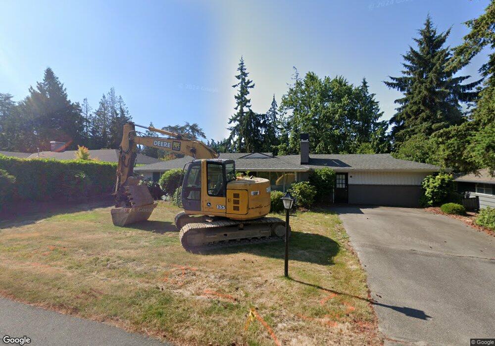 8311 Hunts Point Cir, Hunts Point, WA 98004 - photo 1