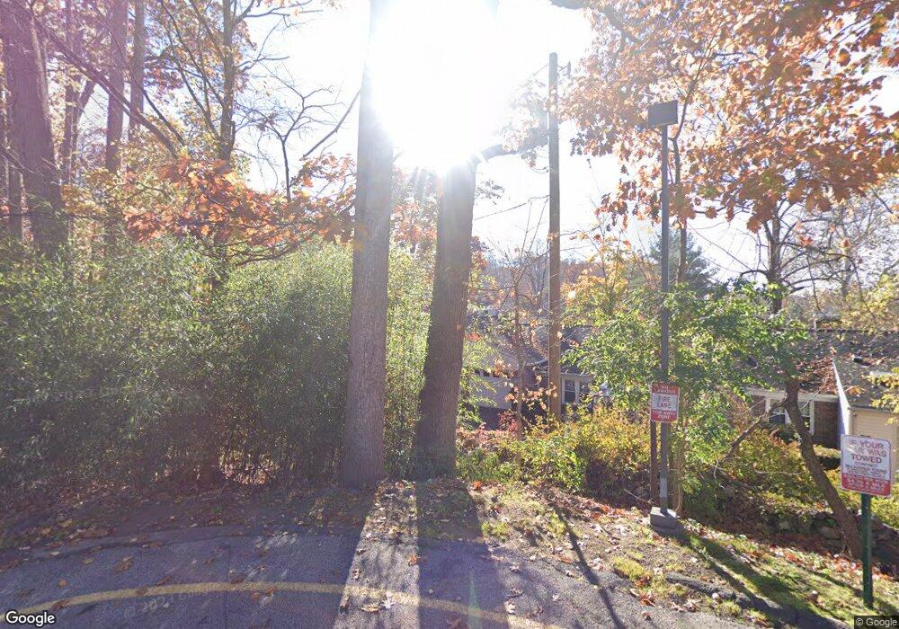 11 Douglas Dr, Brookfield, CT 06804 - photo 1