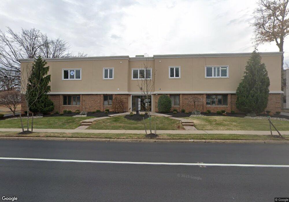 727 Raritan Rd unit 202, Clark, NJ 07066 - photo 1