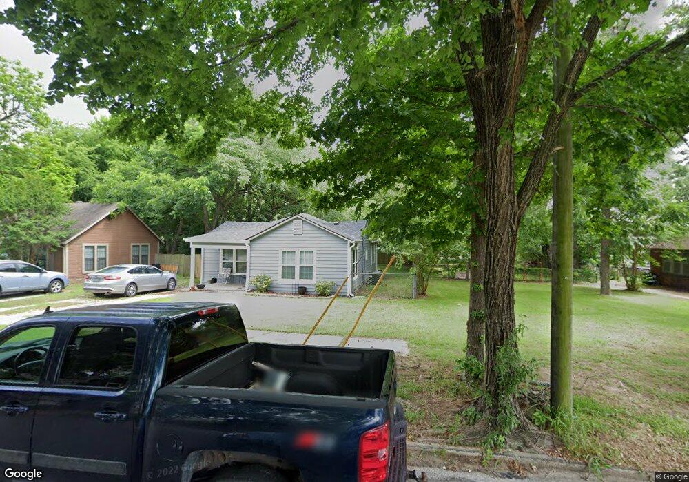 220 W Murray St, Denison, TX 75020 - photo 1