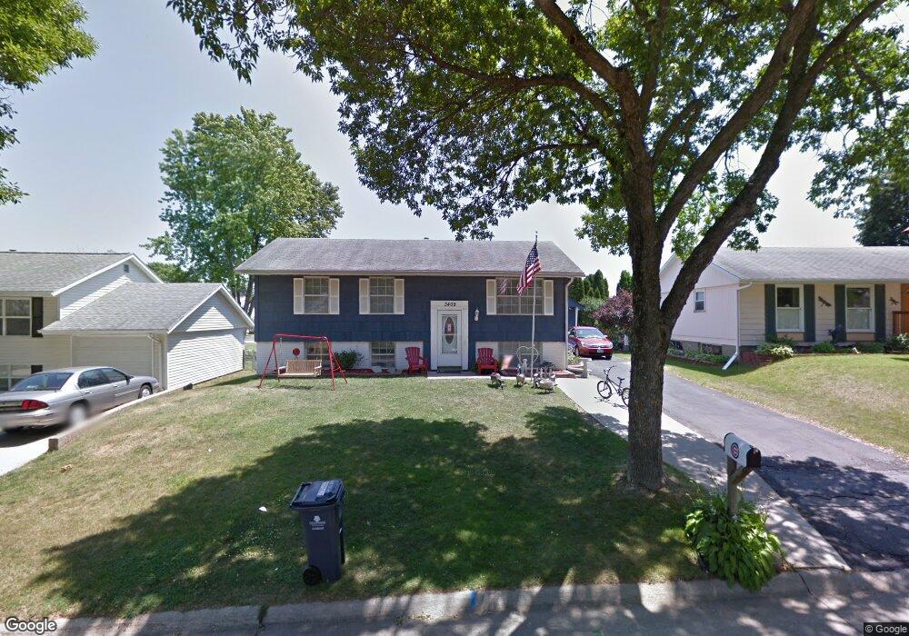 3409 Dunham Dr SW, Cedar Rapids, IA 52404 - photo 1