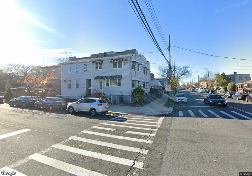 1538 E 98th St, Brooklyn, NY 11236 - photo 1