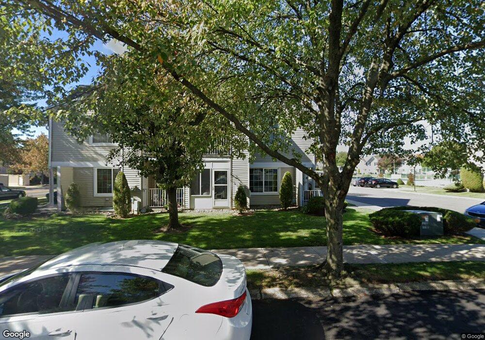 156 Gervil St unit 127, Staten Island, NY 10309 - photo 1