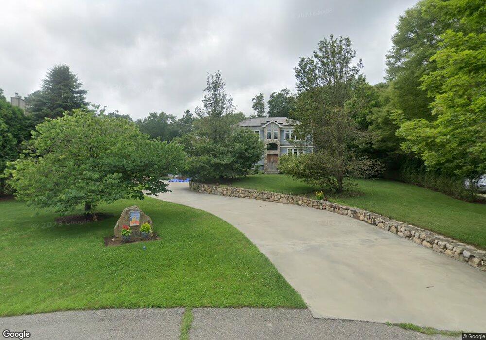 28 Longmeadow Rd, North Dartmouth, MA 02747 - photo 1