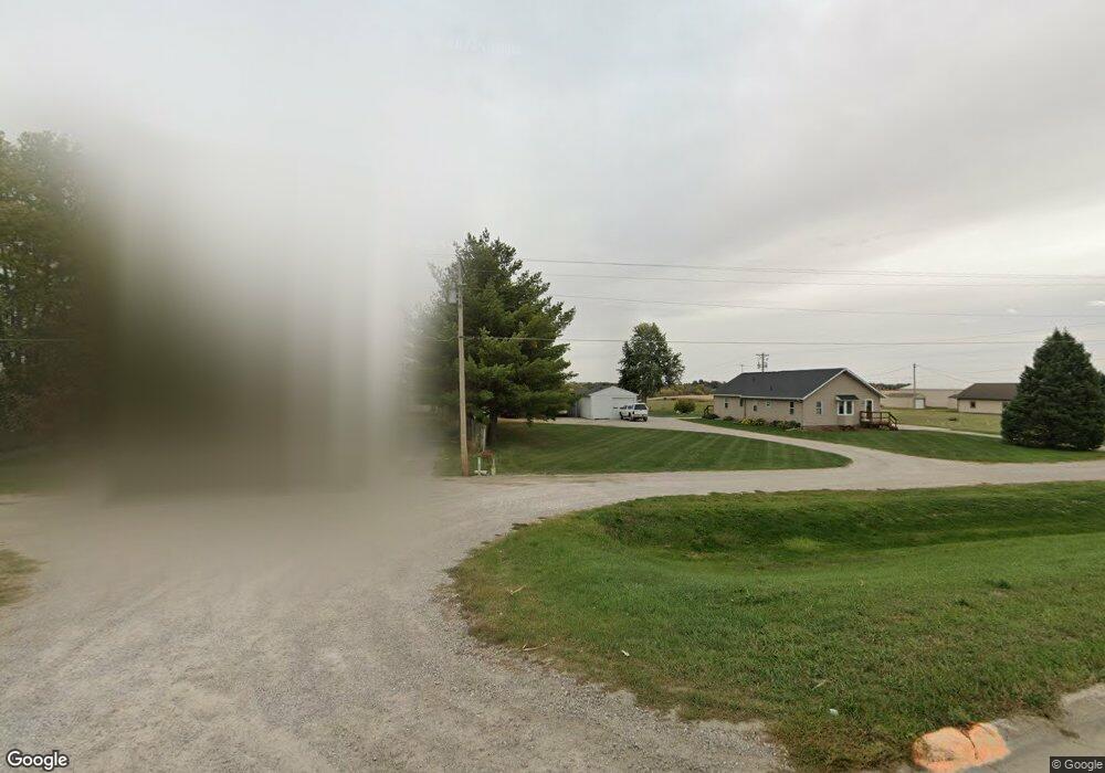 1916 W 4th St S unit A, Newton, IA 50208 - photo 1