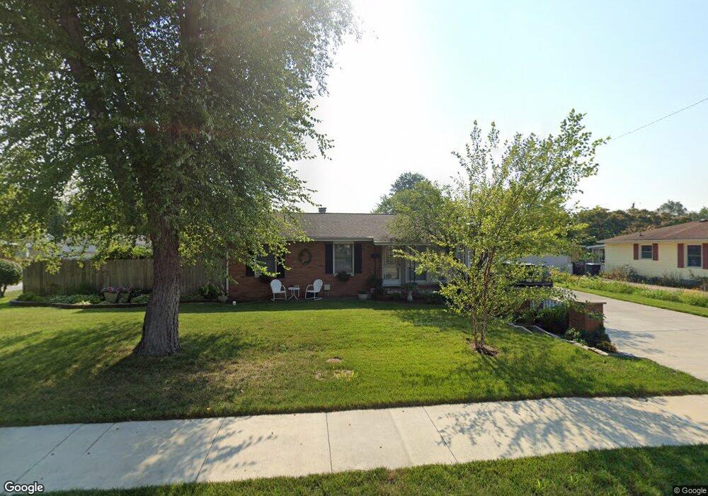 2711 Taylor Rd, Columbus, IN 47203 - photo 1