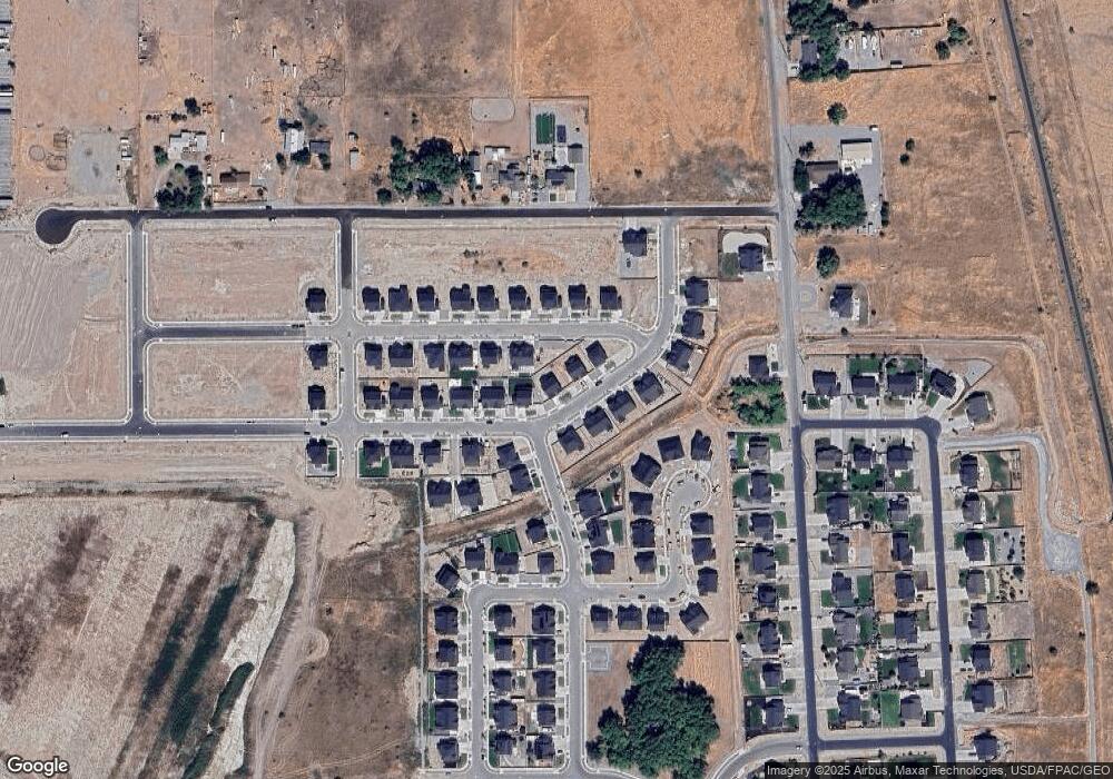 2047 Antonio Dr, Lake Point, UT 84074 - photo 1