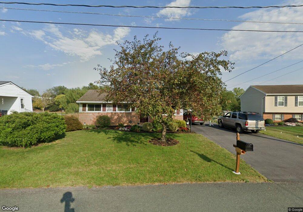 3380 Westview Cir, Greencastle, PA 17225 - photo 1