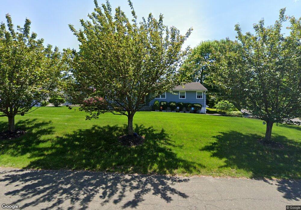 19 Elmsted Rd, Trumbull, CT 06611 - photo 1