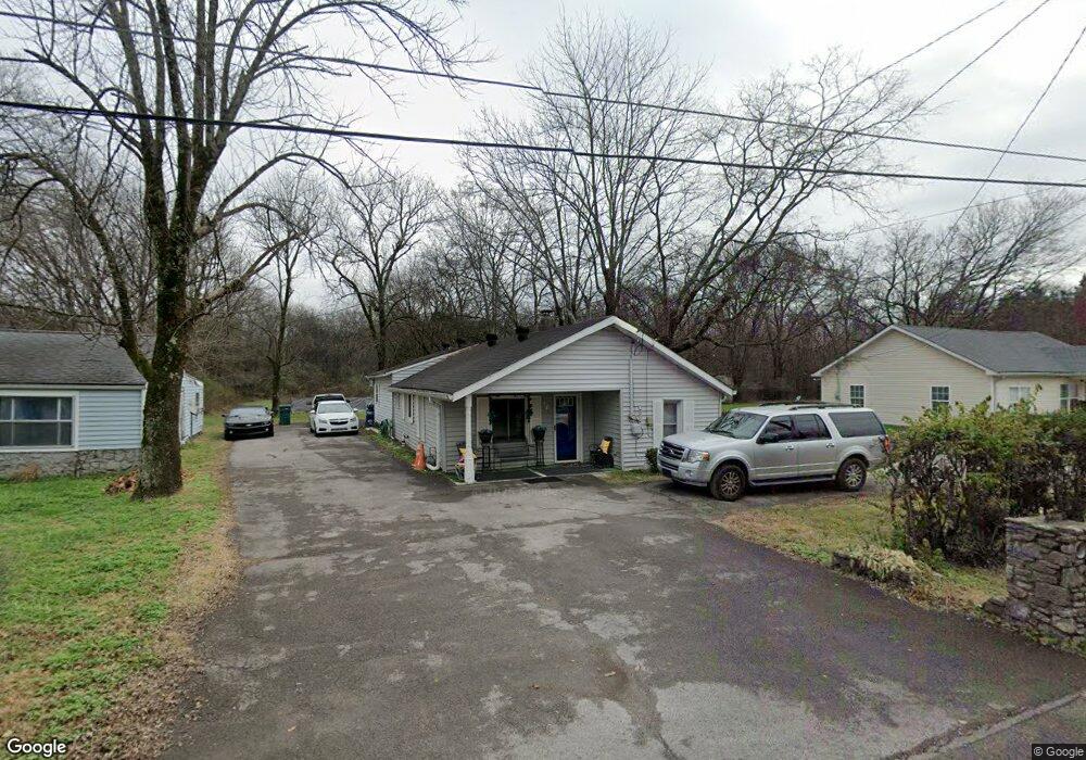 621 Cleveland St, Lebanon, TN 37087 - photo 1