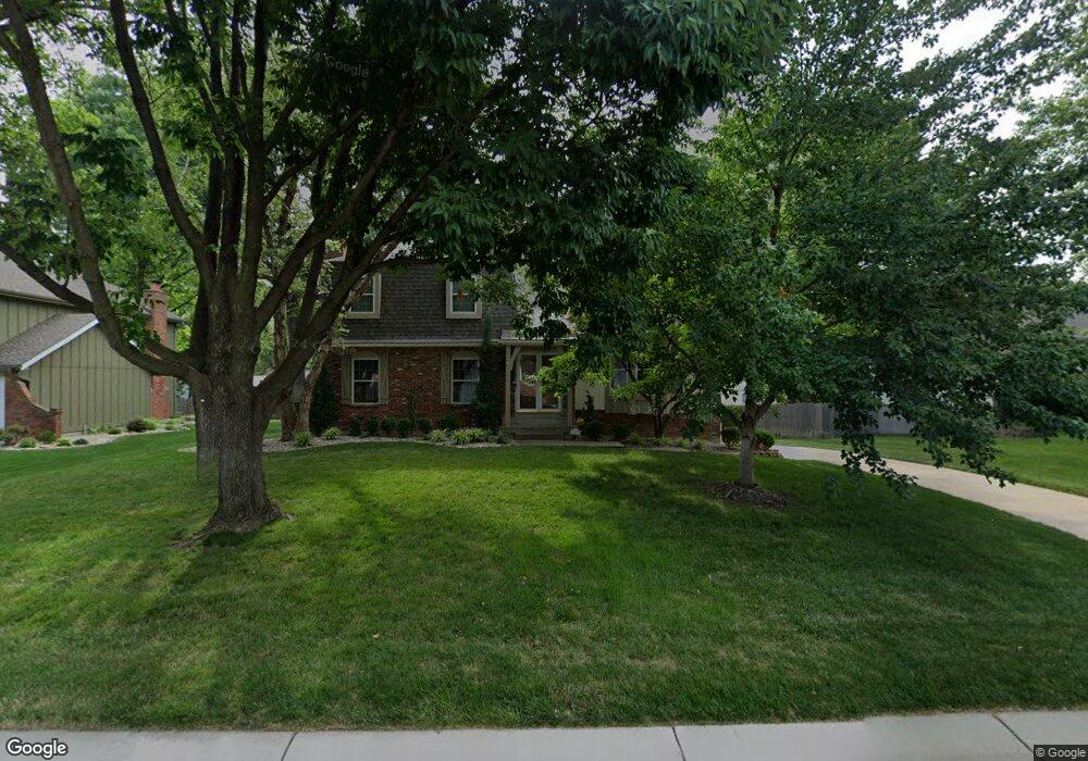 6931 Widmer Rd, Shawnee, KS 66216 - photo 1