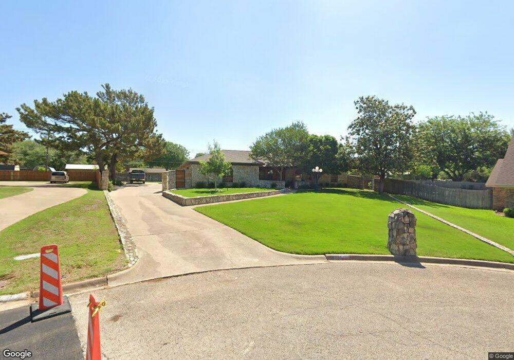 811 Stonelake Ct, Cleburne, TX 76033 - photo 1