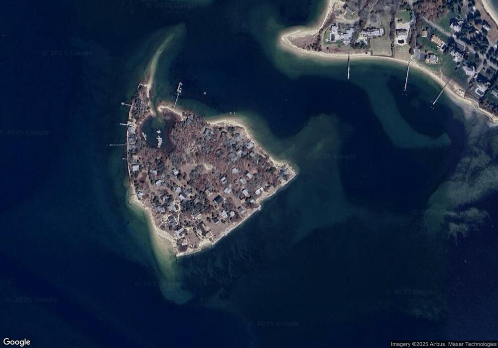 22 Monument Ave, Wareham, MA 02571 - photo 1