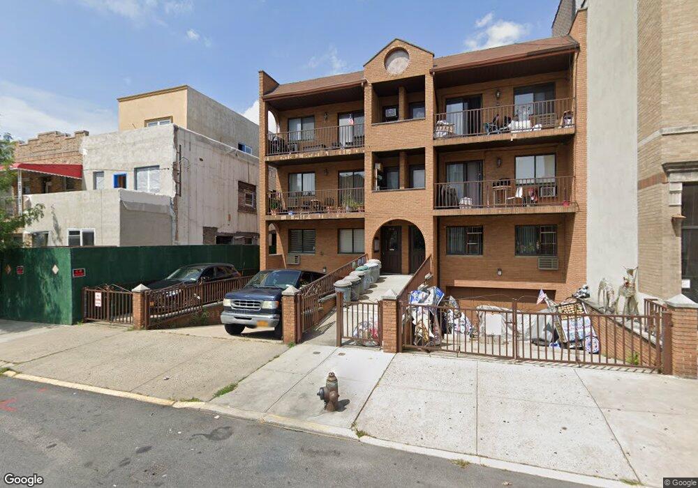 2576 42nd St, Long Island City, NY 11103 - photo 1