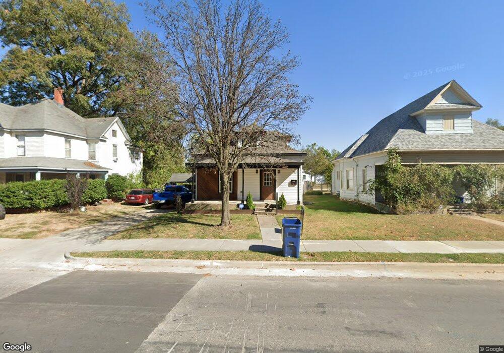 717 N Bdwy Ave, Shawnee, OK 74801 - photo 1