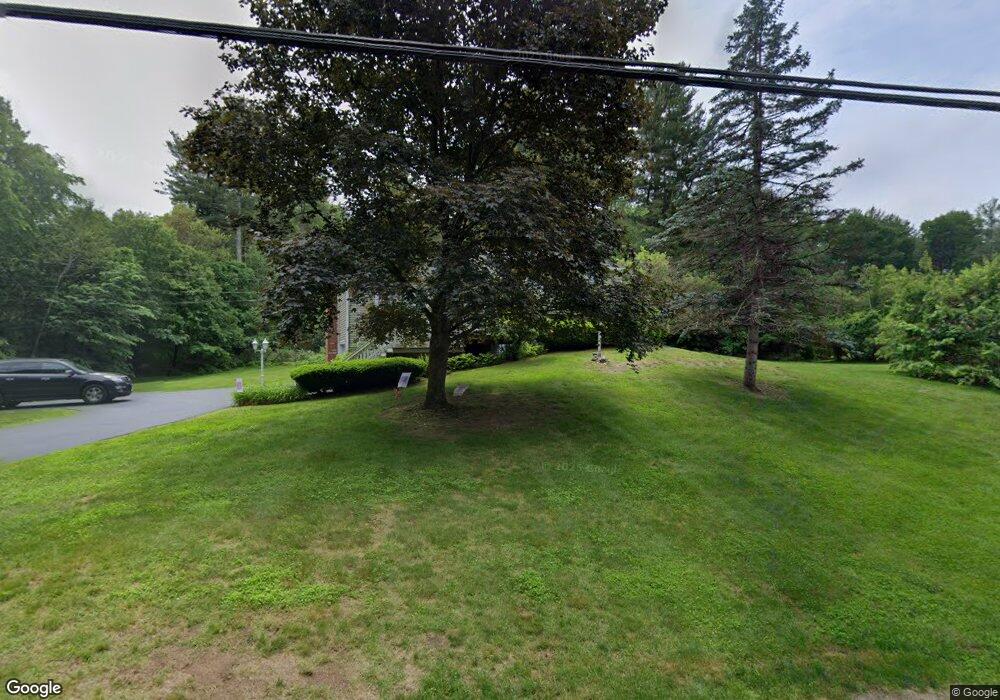 101 Adams Rd, Londonderry, NH 03053 - photo 1