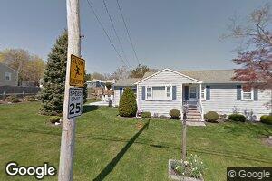 87 Hopeworth Ave, Bristol, RI 02809