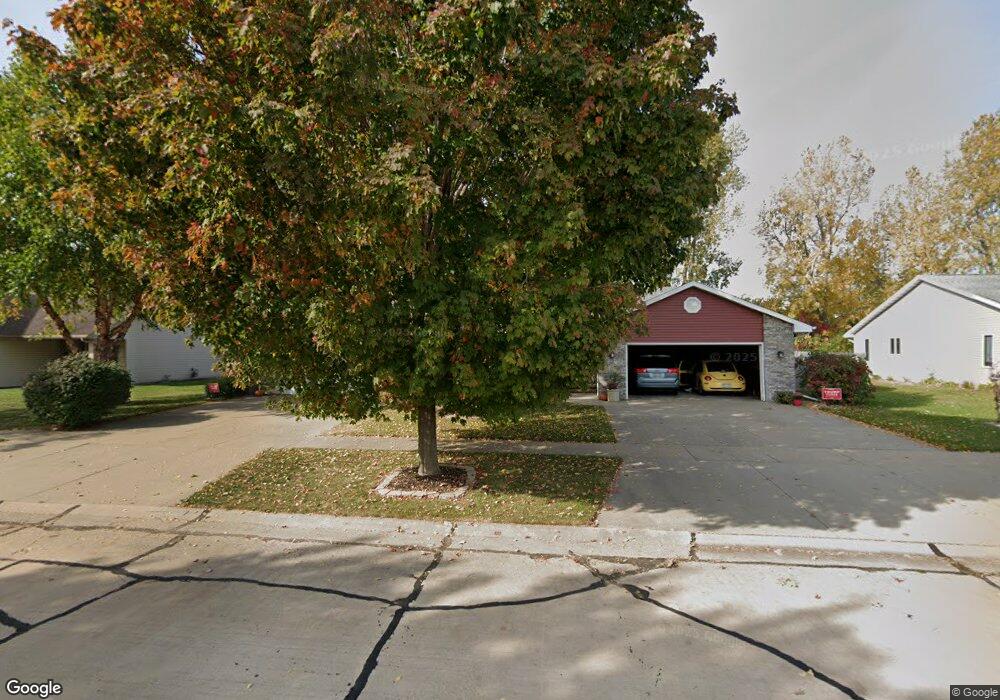 3633 N Terri Ln, Appleton, WI 54914 - photo 1