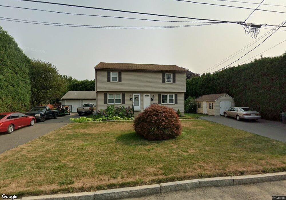 232 Narragansett Blvd, Chicopee, MA 01013 - photo 1