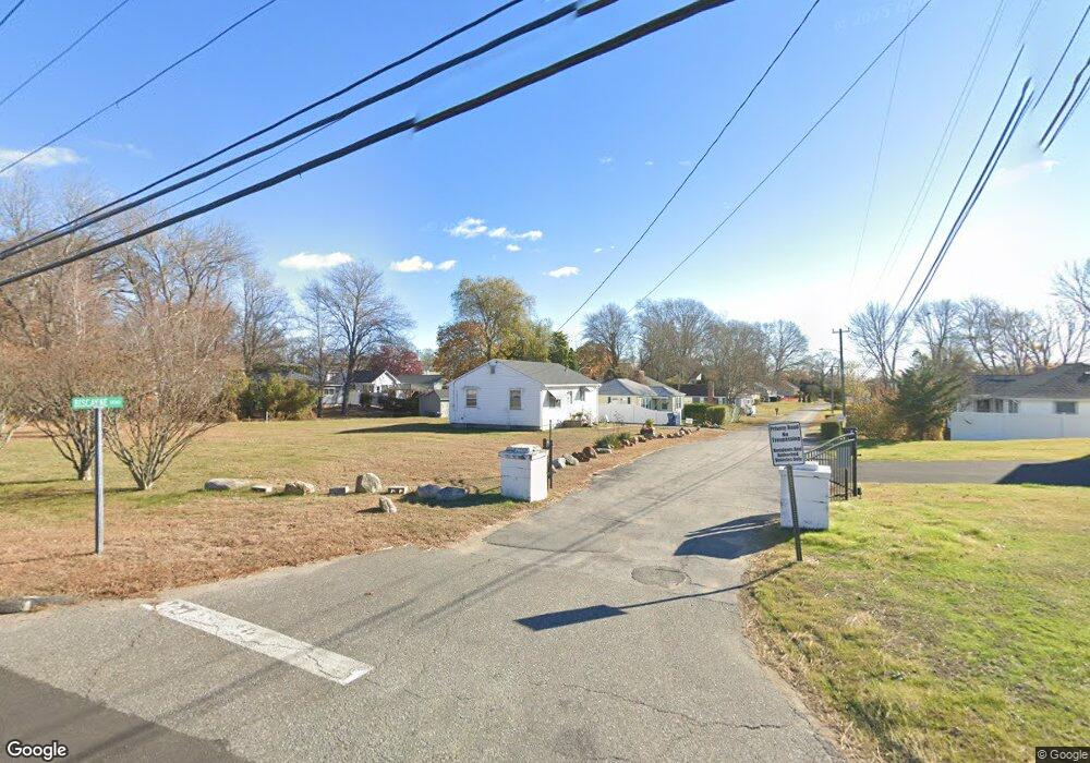 2 Biscayne Blvd, Old Lyme, CT 06371 - photo 1