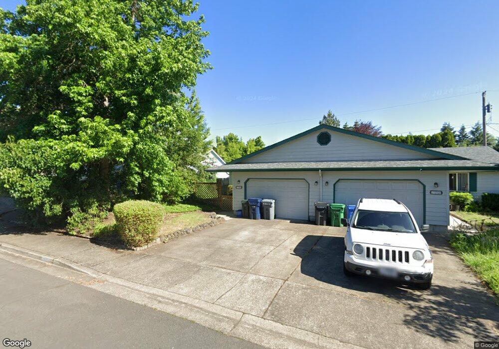 746 Stephens Dr, Eugene, OR 97404 - photo 1