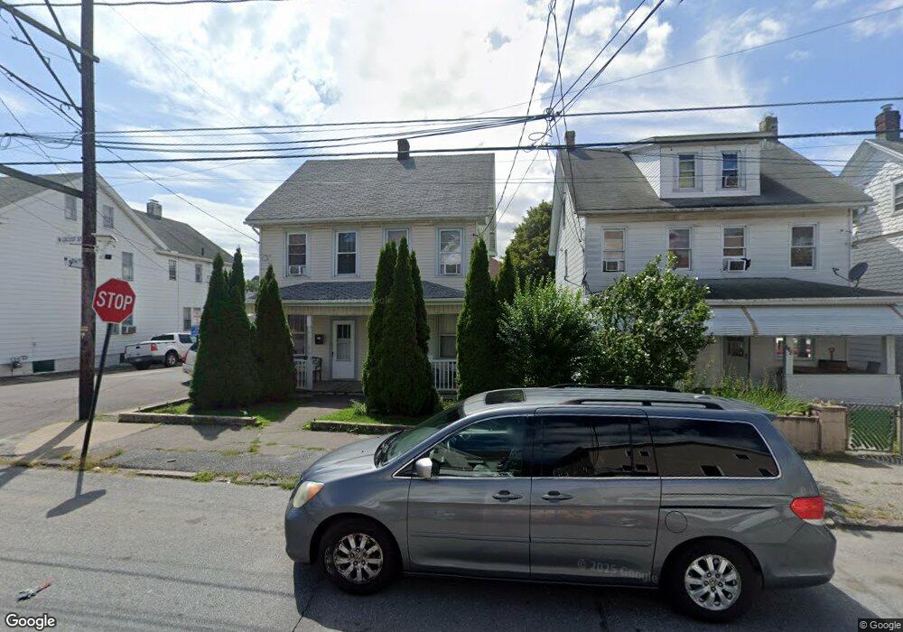 682 N Locust St, Hazleton, PA 18201 - photo 1