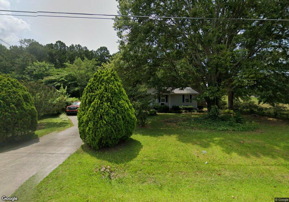 401 E Wright St, Winder, GA 30680 - photo 1