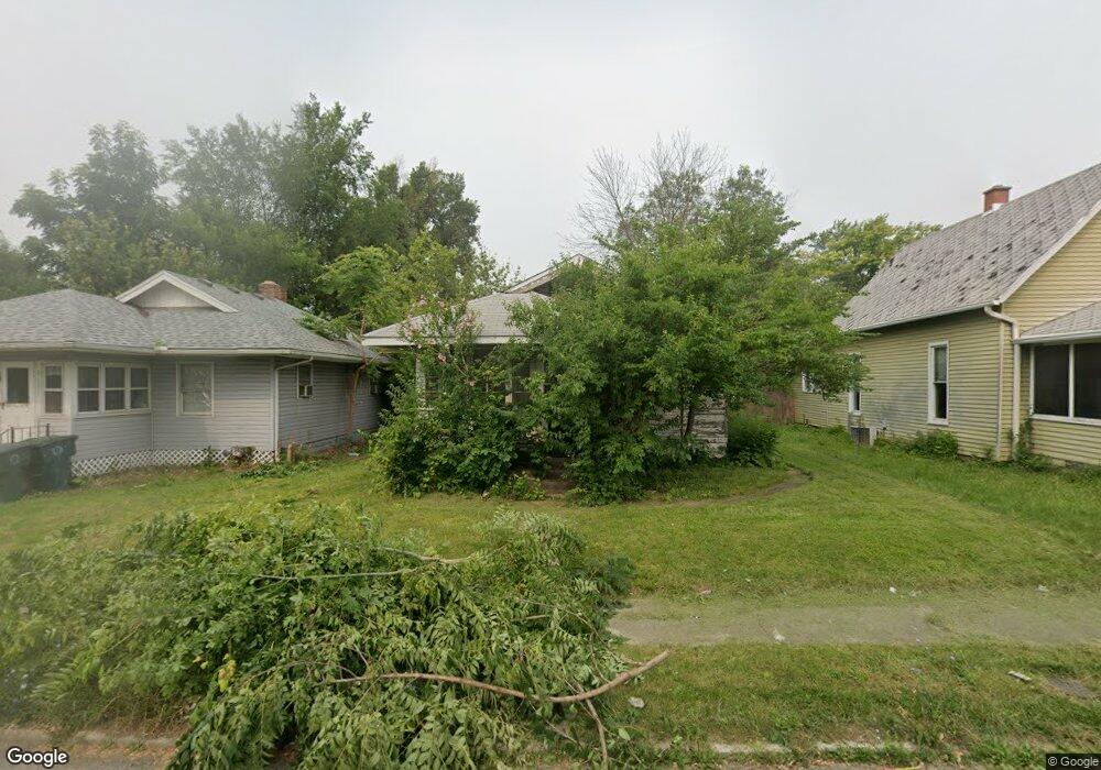 2119 S Mulberry St, Muncie, IN 47302 - photo 1