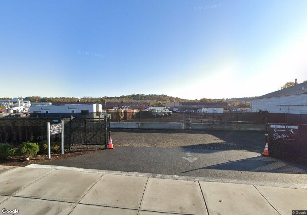 7 Starr St, Danbury, CT 06810 - photo 1