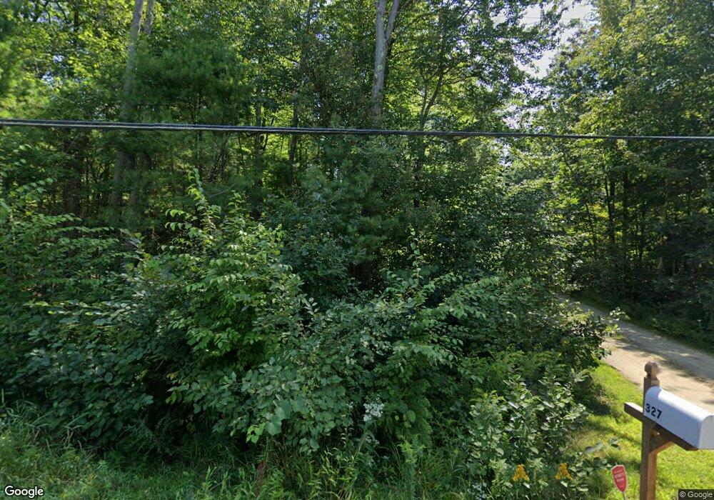 327 Beacon Hill Rd, Pembroke, NH 03275 - photo 1