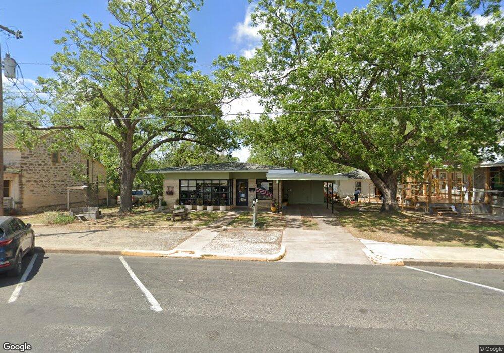 215 W San Antonio St, Fredericksburg, TX 78624 - photo 1