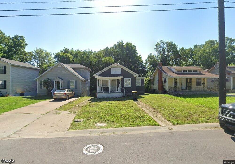 7039 Indiana Ave, Kansas City, MO 64132 - photo 1