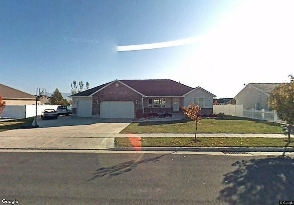 11879 S 3770 W, Riverton, UT 84065 - photo 1