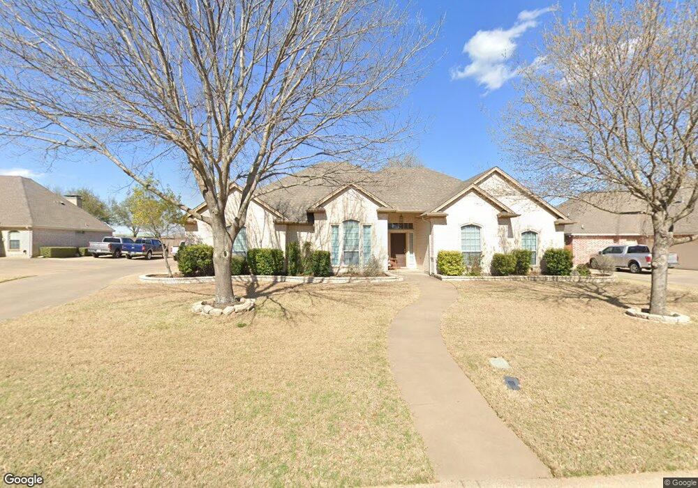 1316 Wedgewood Dr, Cleburne, TX 76033 - photo 1