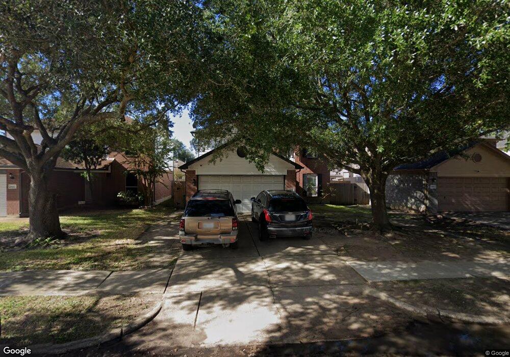 8811 High Mountain Dr, Houston, TX 77088 - photo 1