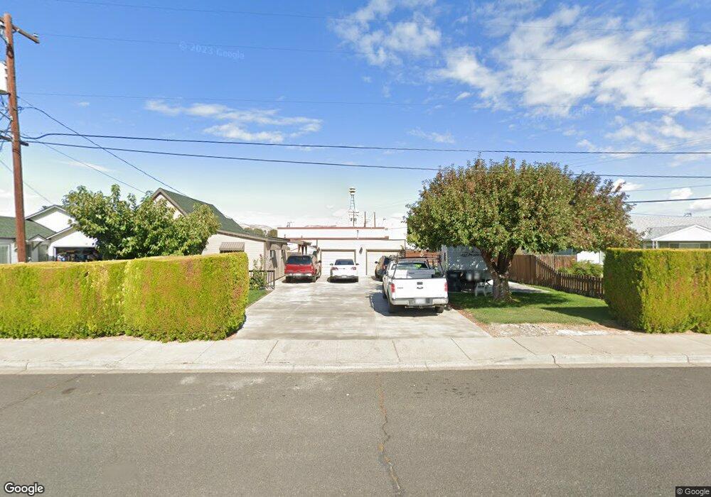 103 W Seattle Ave, Moxee, WA 98936 - photo 1