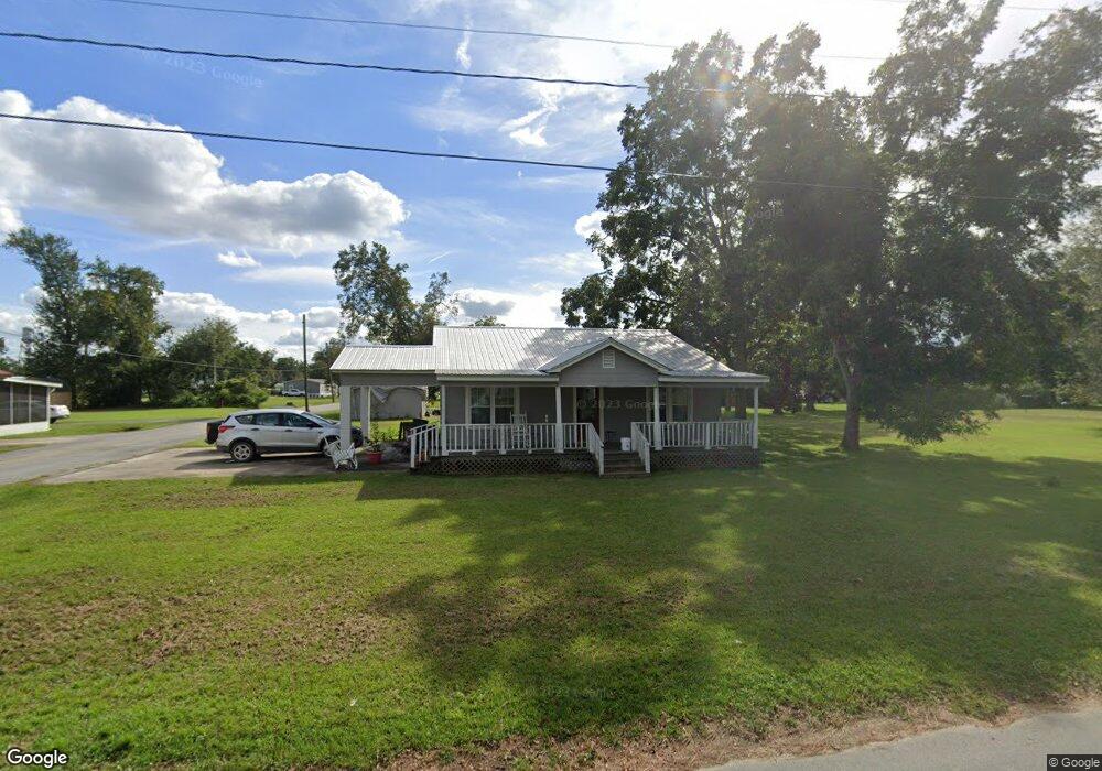 301 Walter St, Odum, GA 31555 - photo 1