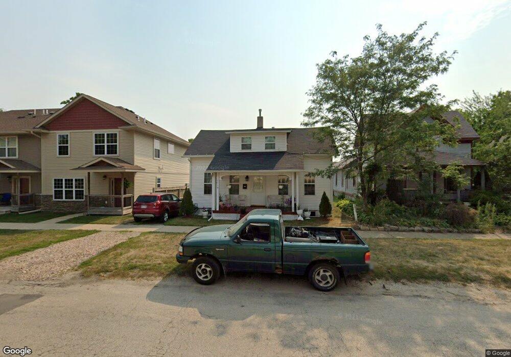 1019 6th St SE, Cedar Rapids, IA 52401 - photo 1