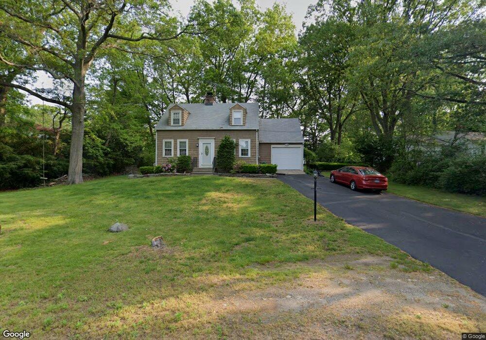 25 Hillcrest Rd, Trumbull, CT 06611 - photo 1