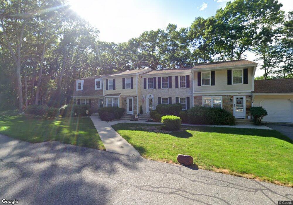 10 Bartlett Commons, Yaphank, NY 11980 - photo 1