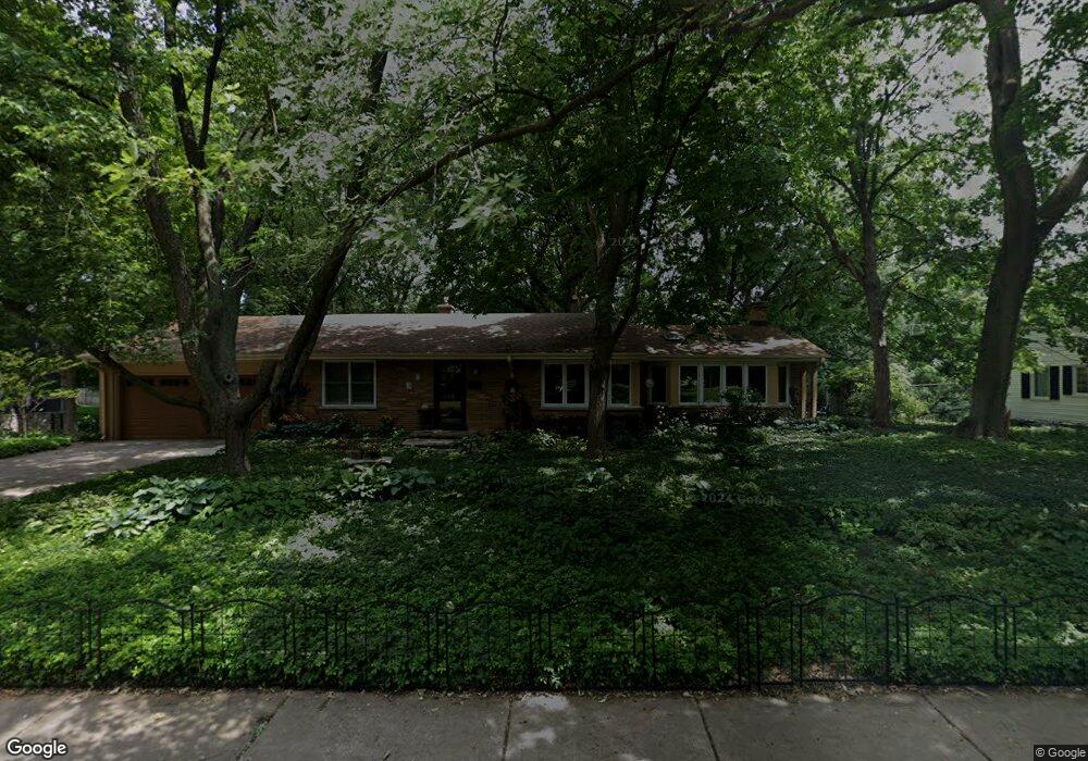 846 S Wright St, Naperville, IL 60540 - photo 1