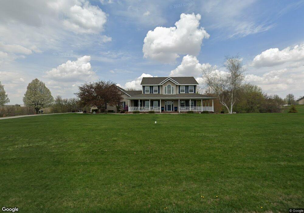 690 S 29th Ave E, Newton, IA 50208 - photo 1