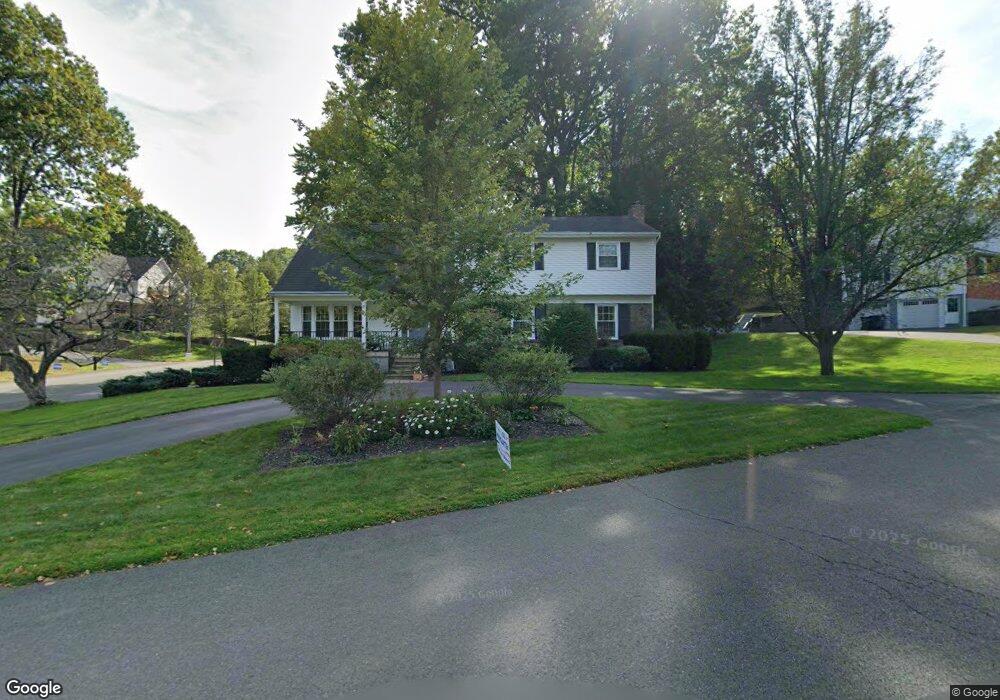 2 Tamarack Ln, Schenectady, NY 12309 - photo 1