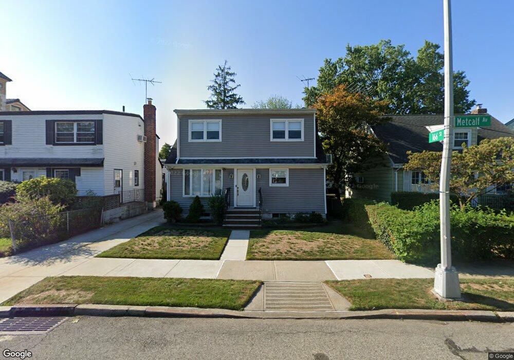 16426 Metcalf Ave, Fresh Meadows, NY 11365 - photo 1