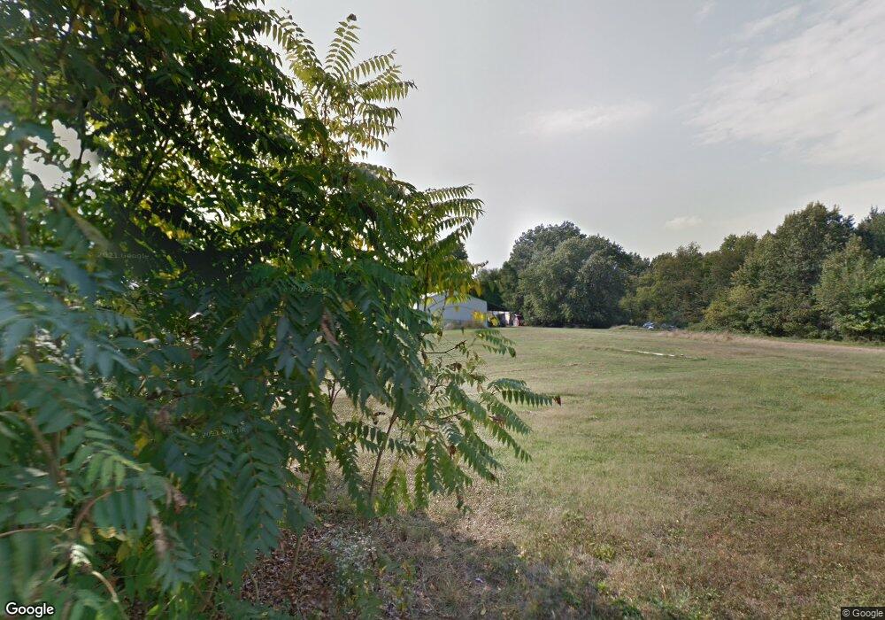 201 Ginko St, Harrisburg, IL 62946 - photo 1