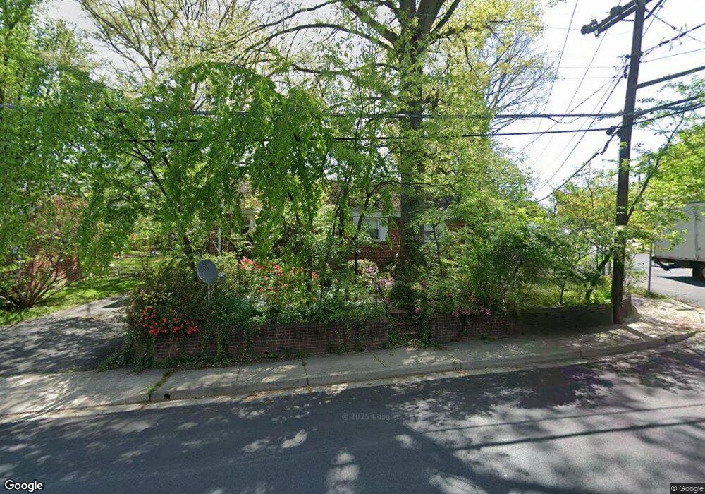 4117 Lamarre Dr, Fairfax, VA 22030 - photo 1