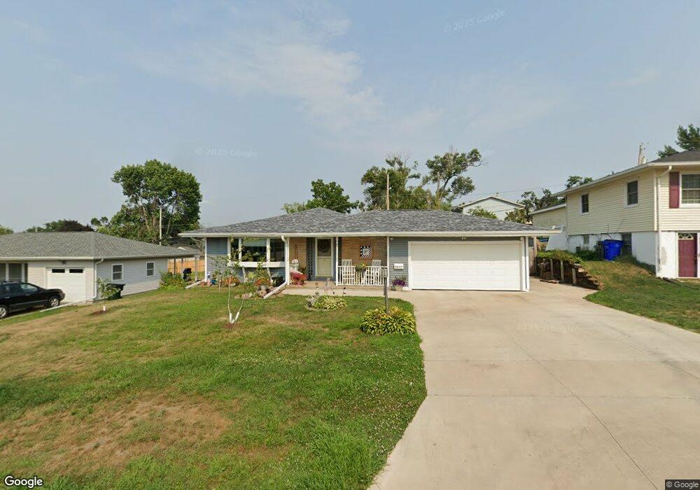 2017 Mallory St SW, Cedar Rapids, IA 52404 - photo 1