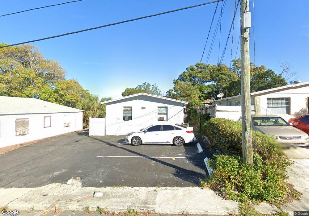 905 19th St unit 1,2,3,4, West Palm Beach, FL 33407 - photo 1