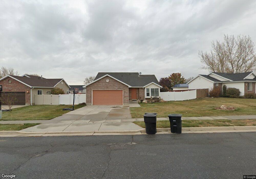 1076 W 1875 N, Clearfield, UT 84015 - photo 1