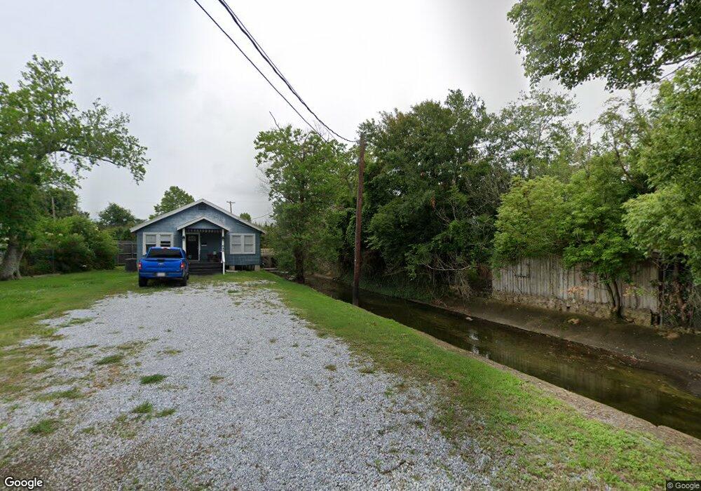 832 Coulee St, Lake Charles, LA 70601 - photo 1